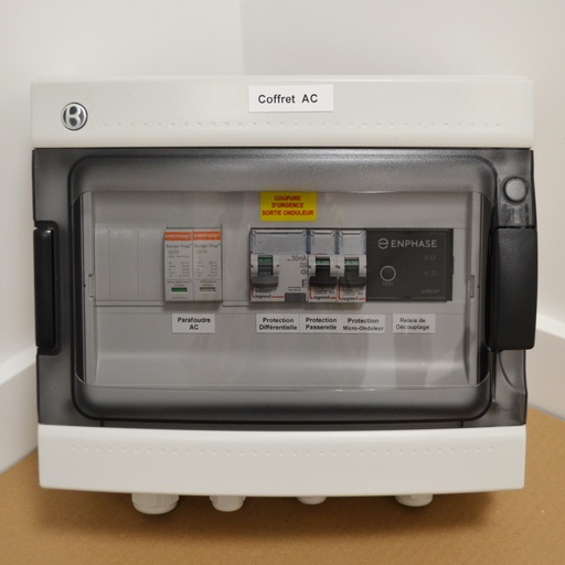 [CP030257] AC0032 - Coffret AC Enphase 4,5 kVA 1 Q-relay monophasé 230V 20A